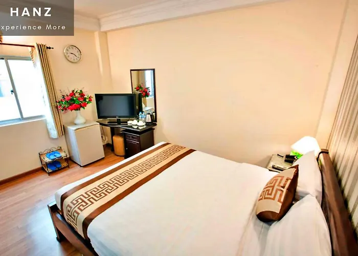 Hanz 32 Thanh Thu Hotel